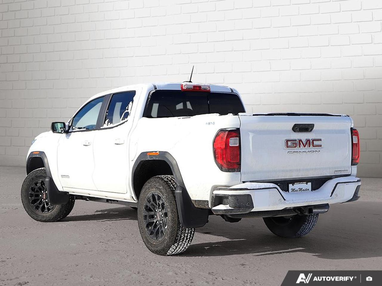 2026 GMC Canyon Crew Cab Short Box 4-Wheel Drive Elevation Photo2