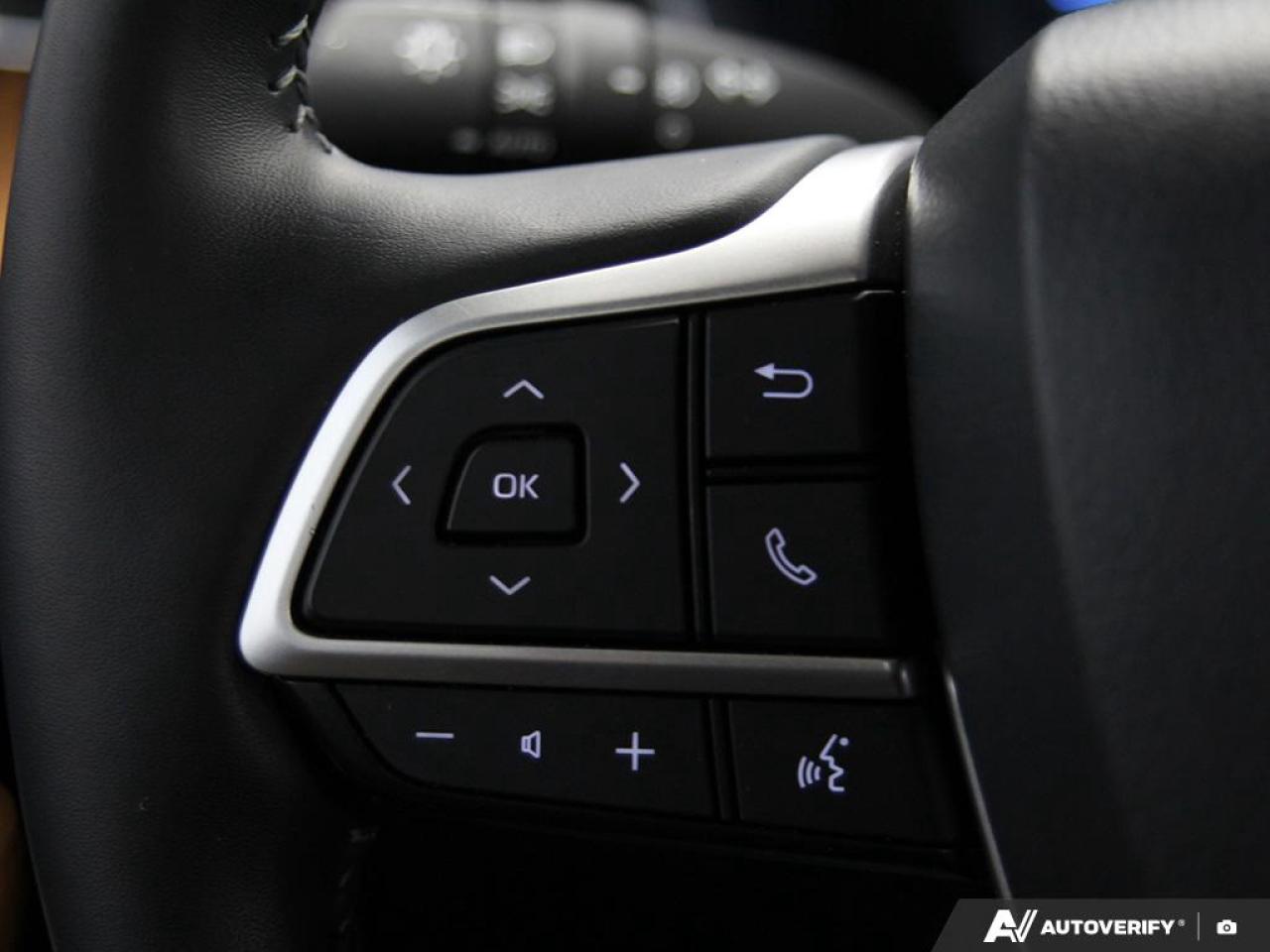 2023 Toyota Highlander Hybrid Limited 4dr All-Wheel Drive Photo