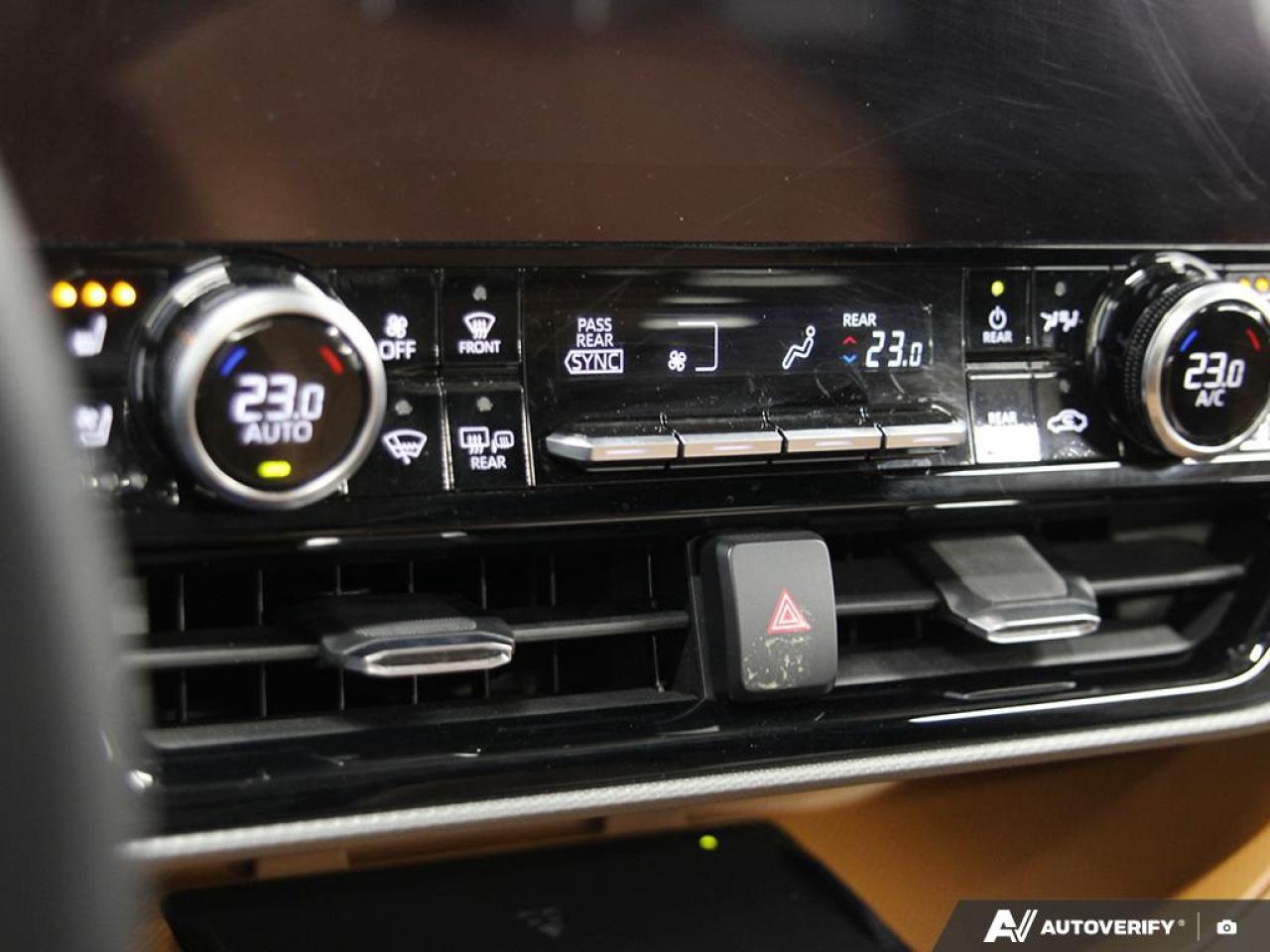 2023 Toyota Highlander Hybrid Limited 4dr All-Wheel Drive Photo