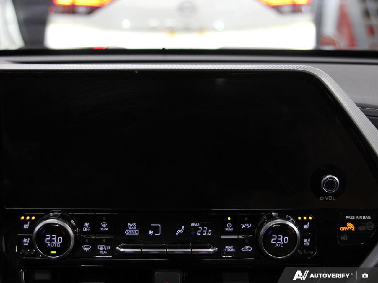 2023 Toyota Highlander Hybrid Limited 4dr All-Wheel Drive Photo