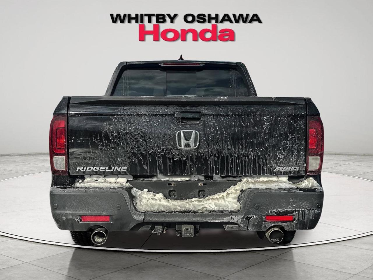 2023 Honda Ridgeline Black Edition Photo3