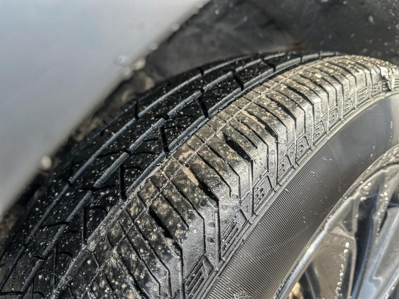 2024 Honda CR-V Hybrid Touring Photo