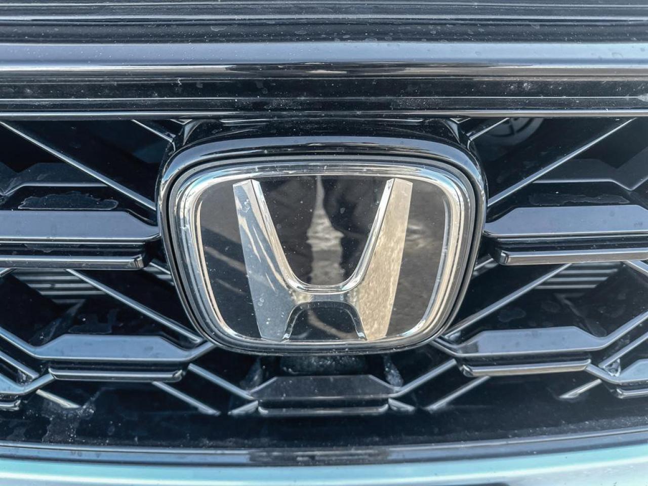 2024 Honda CR-V Hybrid Touring Photo