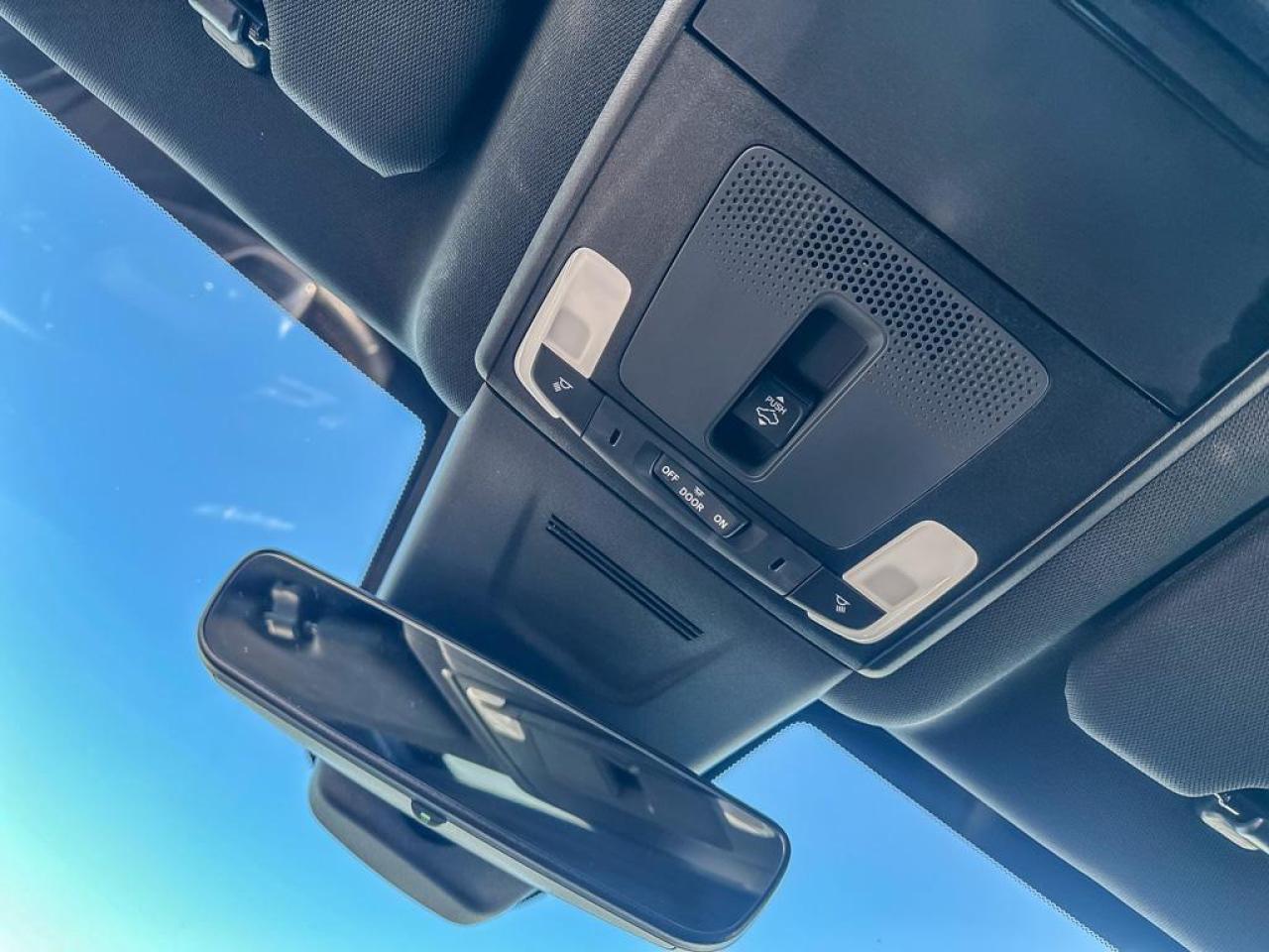 2024 Honda CR-V Hybrid Touring Photo