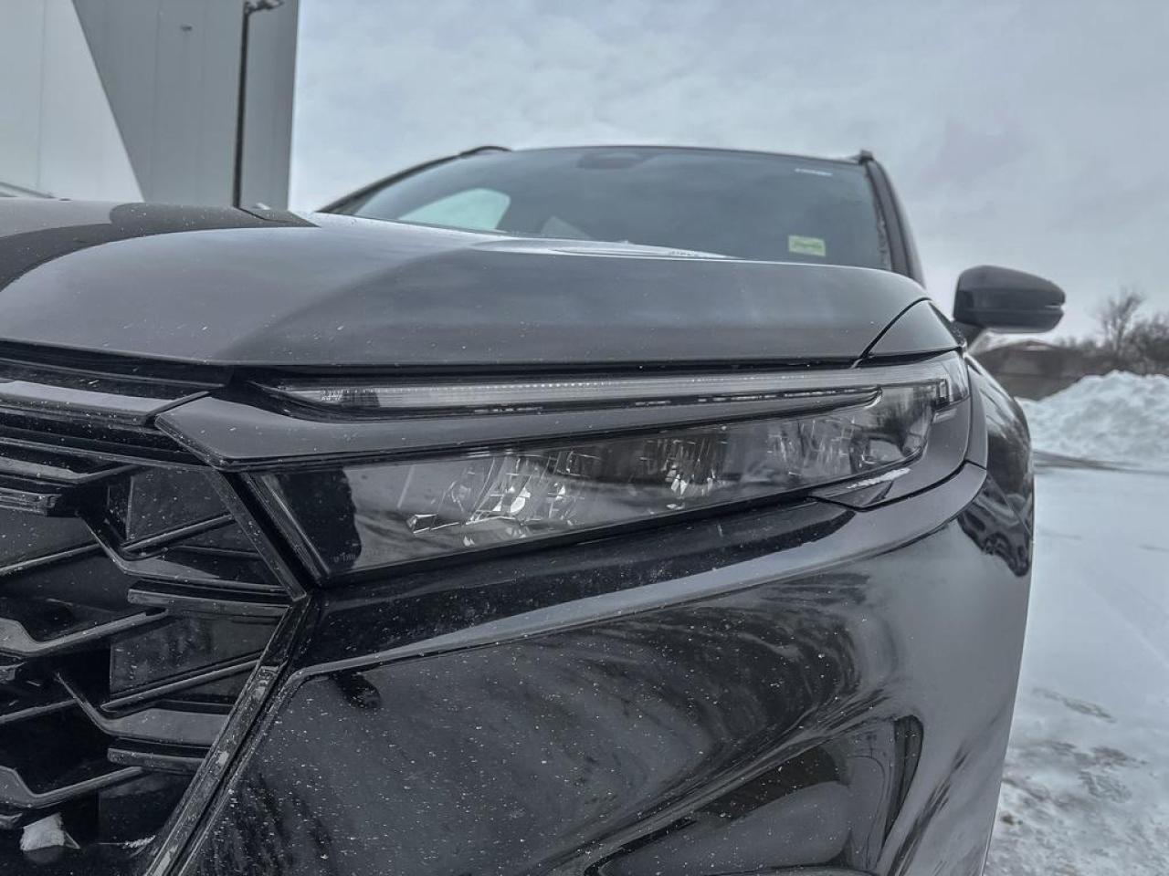 2025 Honda CR-V Hybrid Touring Photo