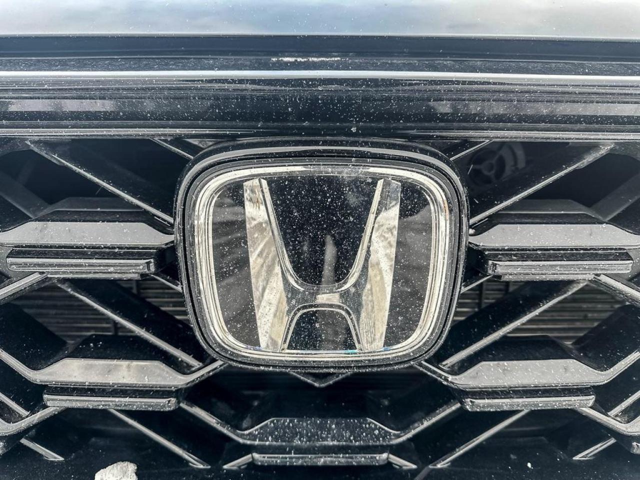 2025 Honda CR-V Hybrid Touring Photo