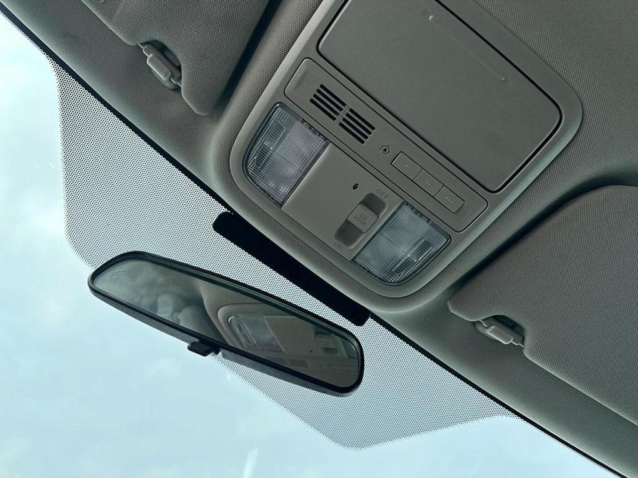 2016 Honda Odyssey EX Photo