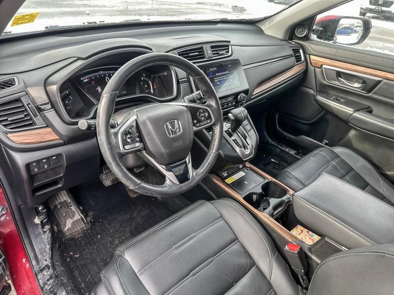 2022 Honda CR-V Touring Photo