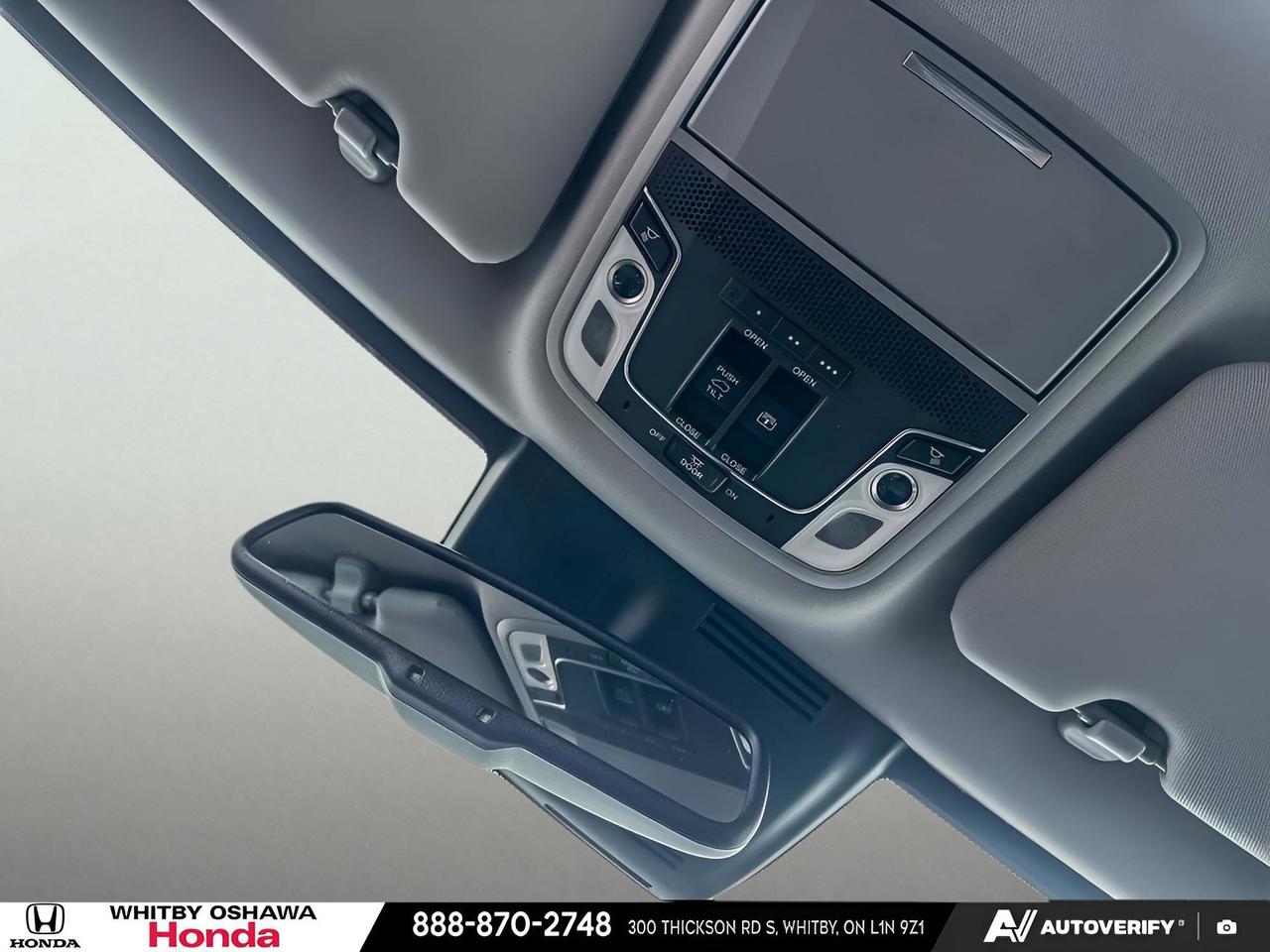 2022 Honda CR-V Touring Photo