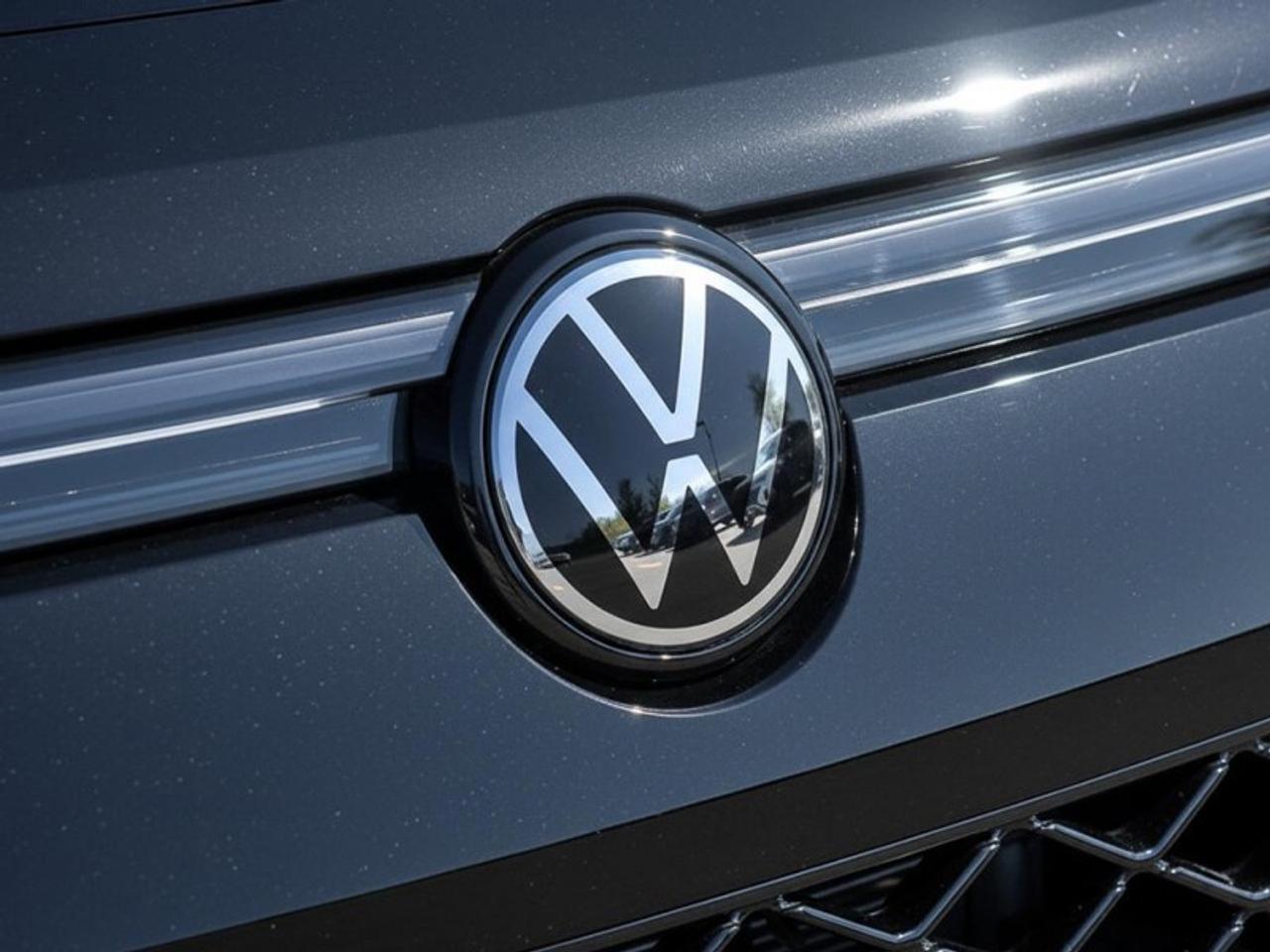 2026 Volkswagen Tiguan Comfortline R-Line Black Edition Photo