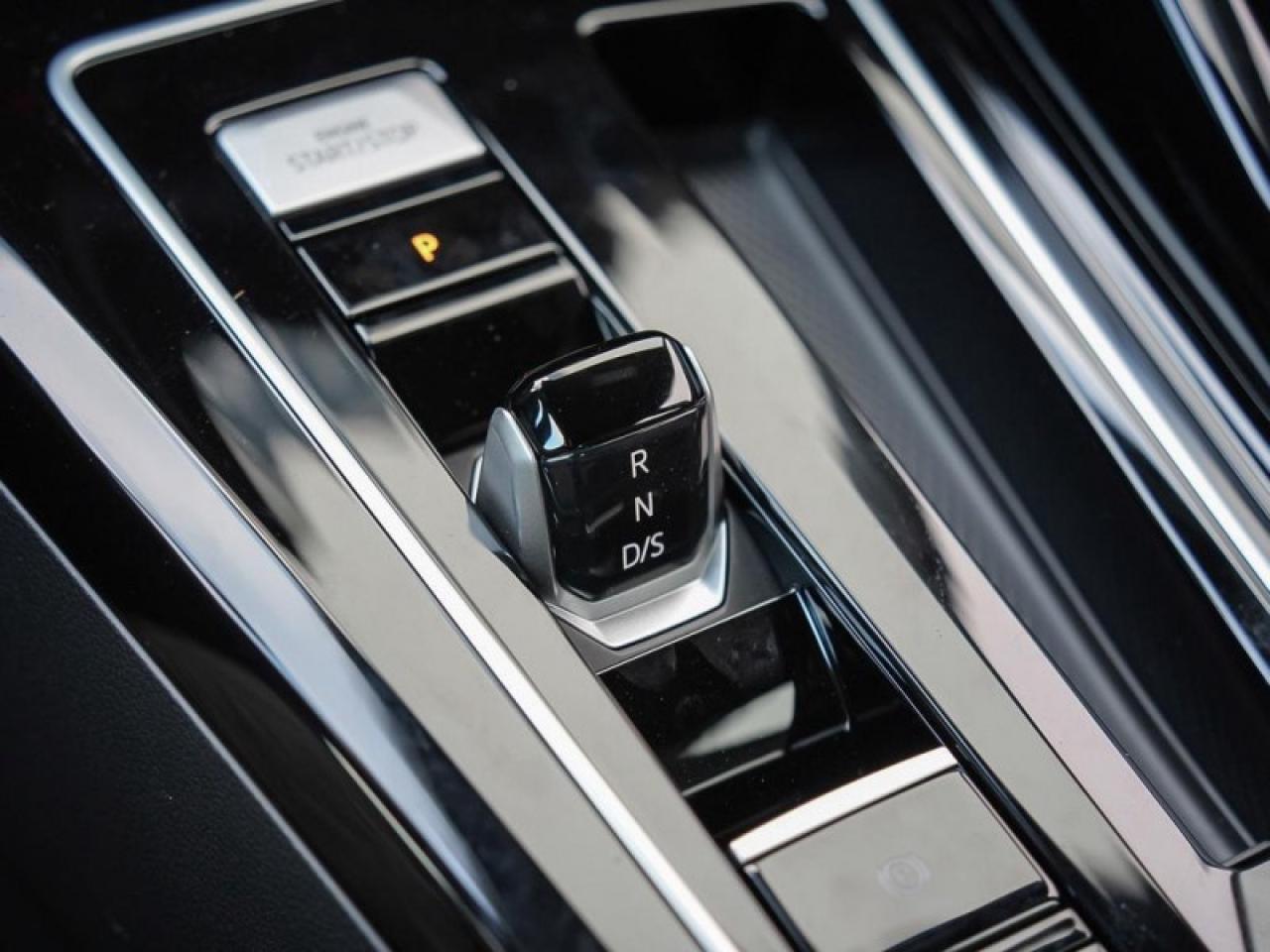 2026 Volkswagen Golf R DSG Photo