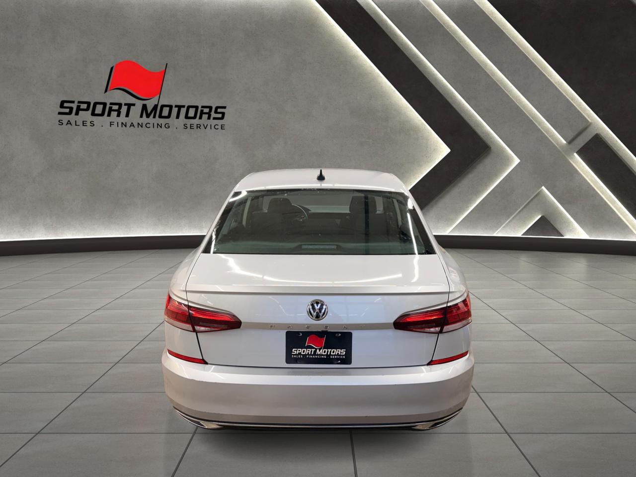 2020 Volkswagen Passat Comfortline+New Tires+Camera+CLEAN CARFAX Photo