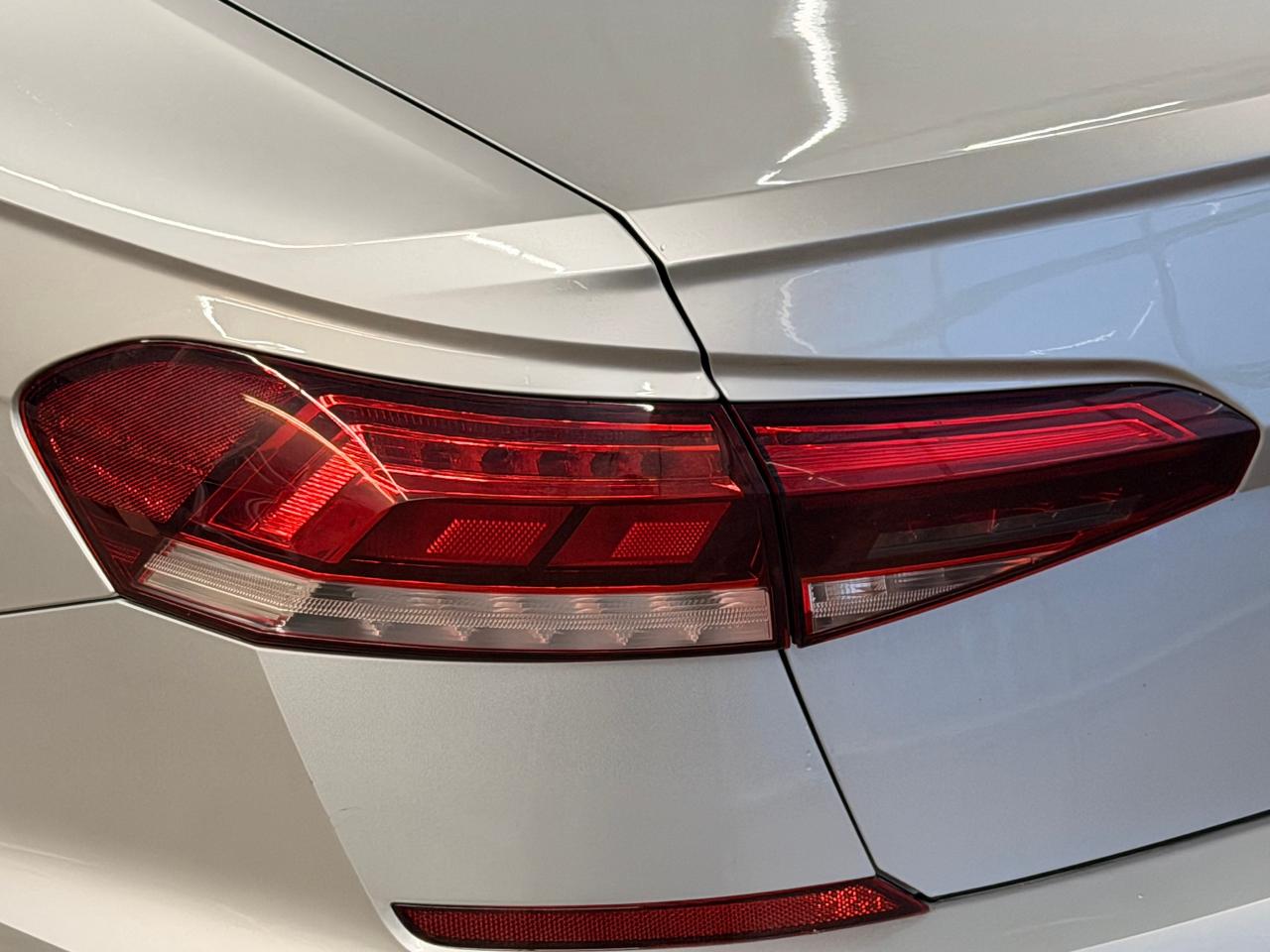 2020 Volkswagen Passat Comfortline+New Tires+Camera+CLEAN CARFAX Photo118