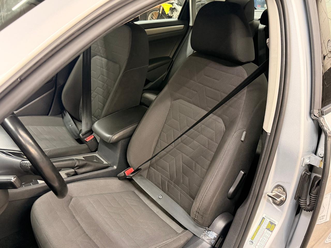 2020 Volkswagen Passat Comfortline+New Tires+Camera+CLEAN CARFAX Photo80