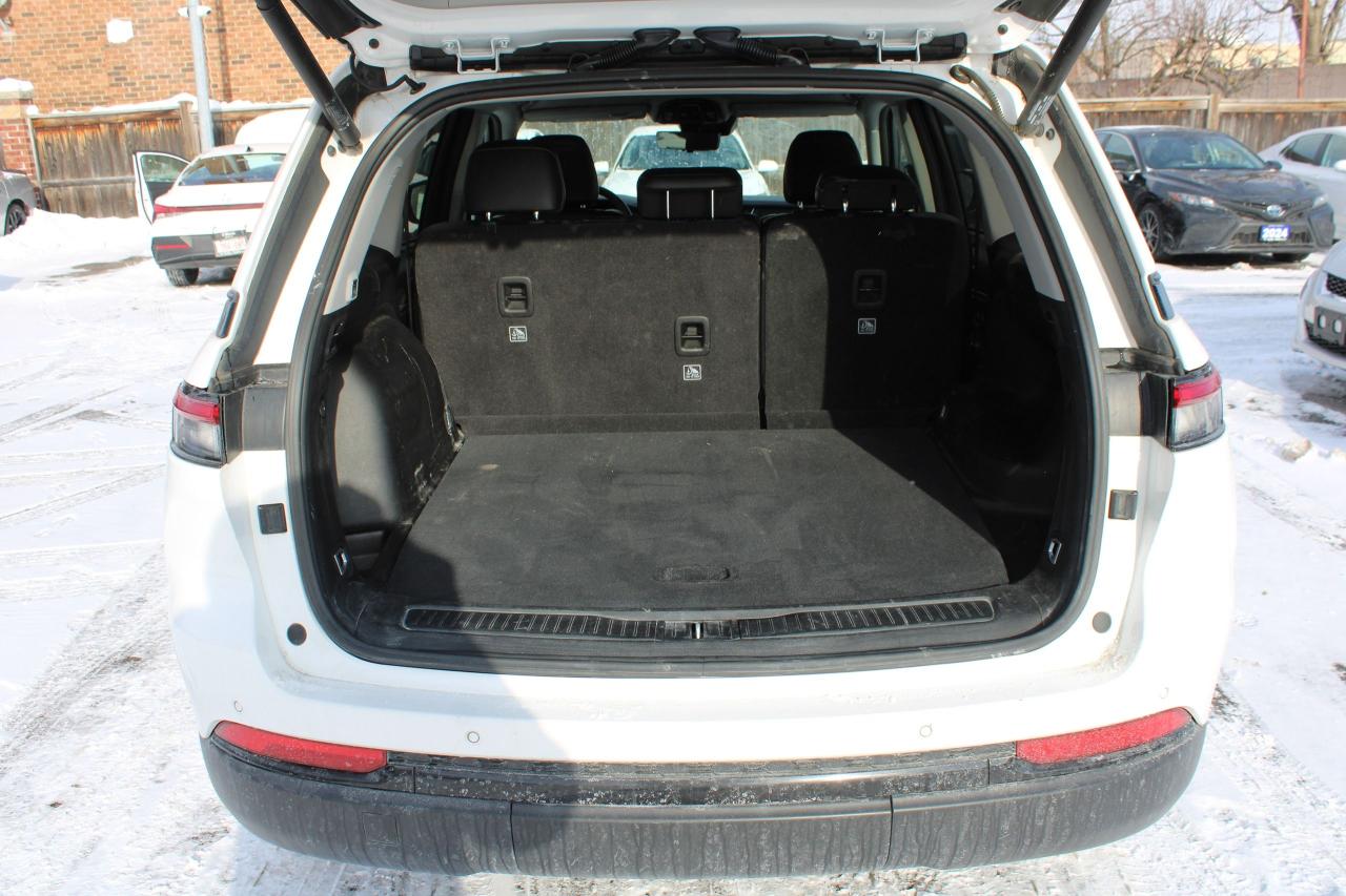 2023 Jeep Grand Cherokee Limited Photo4