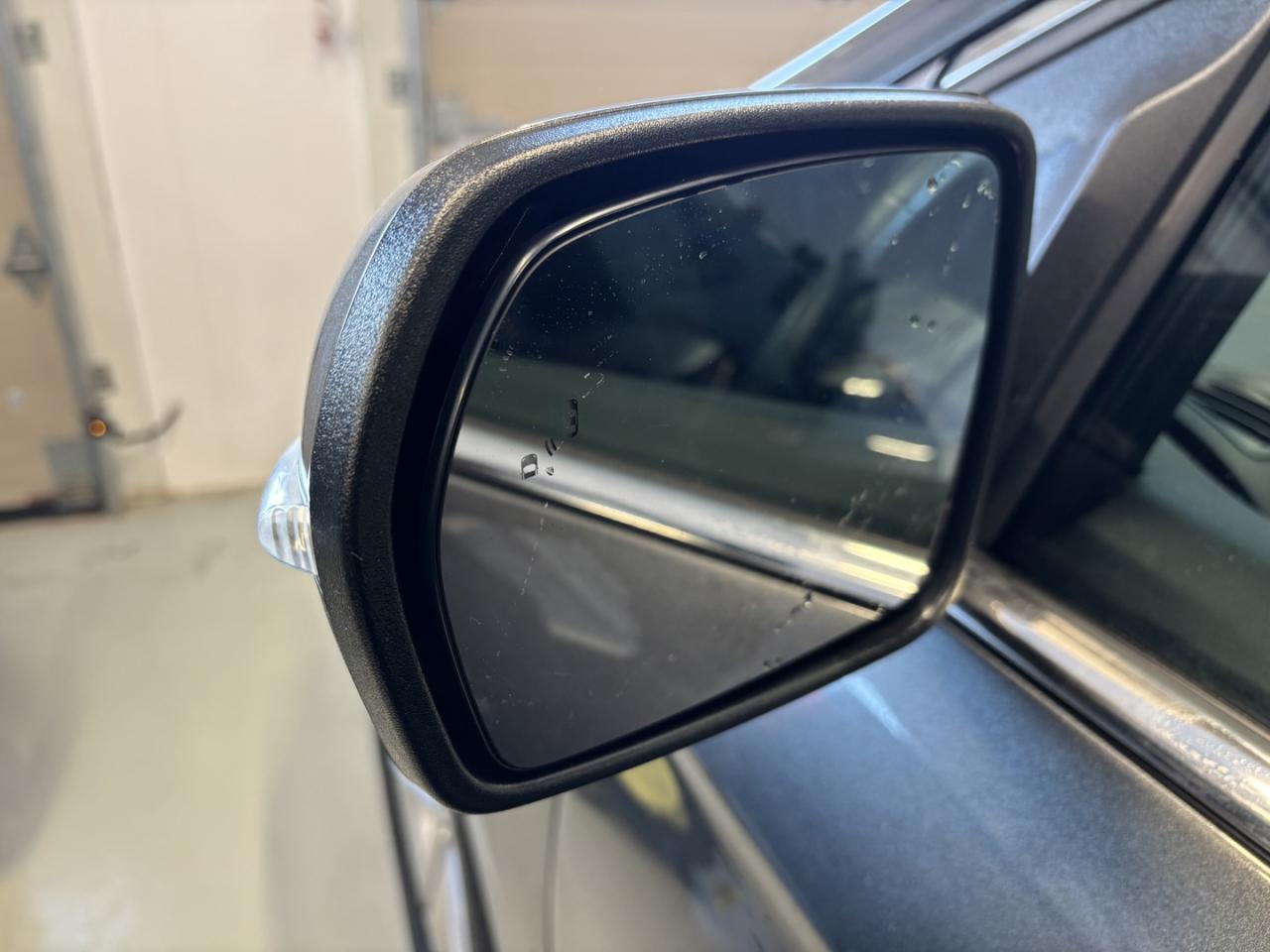 2019 Ford Edge SEL Photo