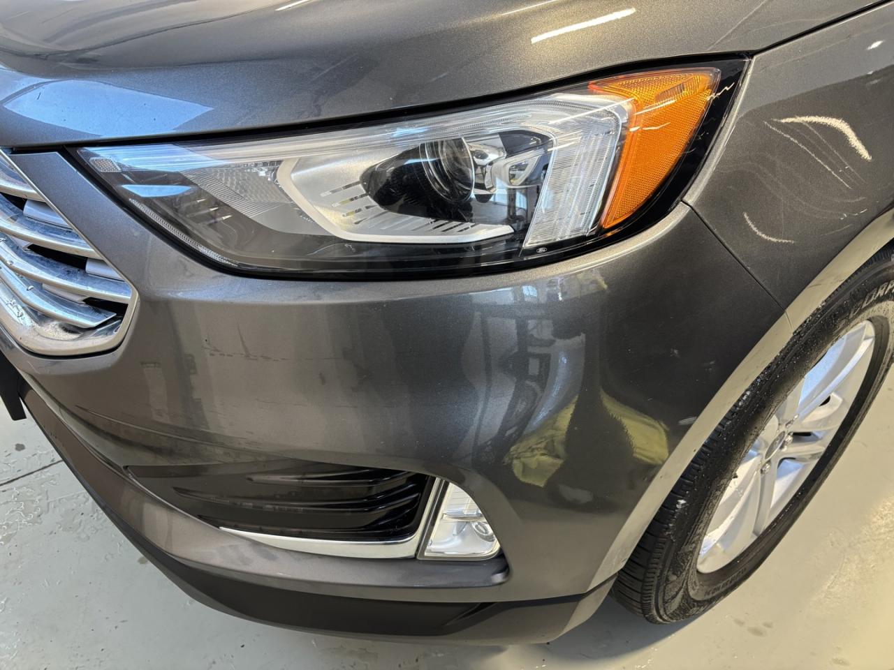 2019 Ford Edge SEL Photo
