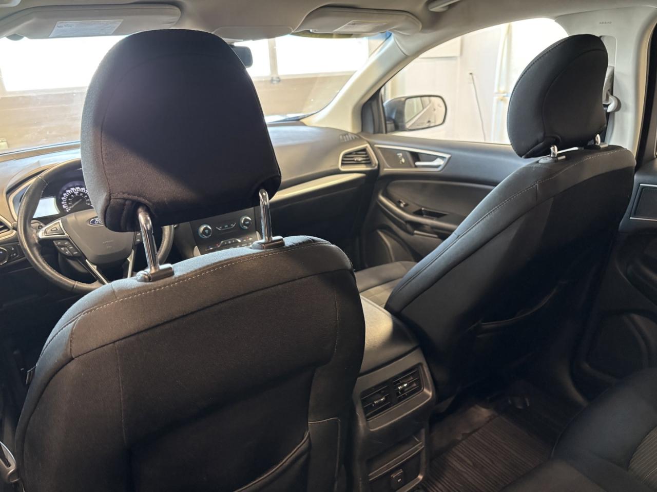 2019 Ford Edge SEL Photo