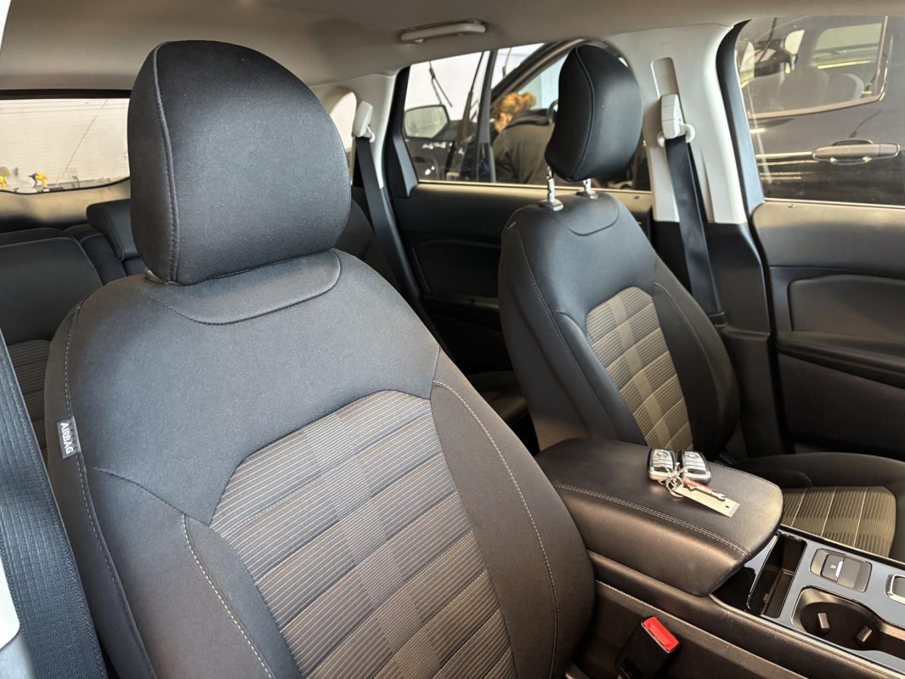 2019 Ford Edge SEL Photo
