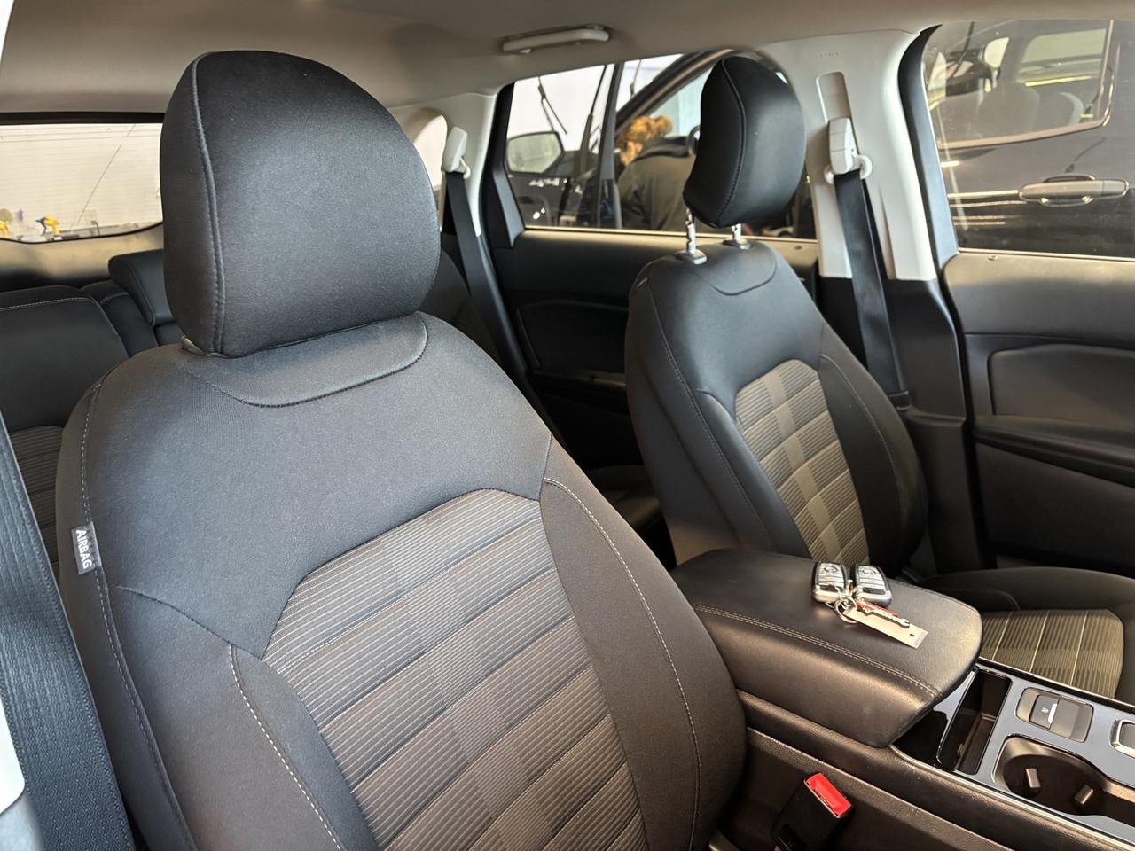 2019 Ford Edge SEL Photo