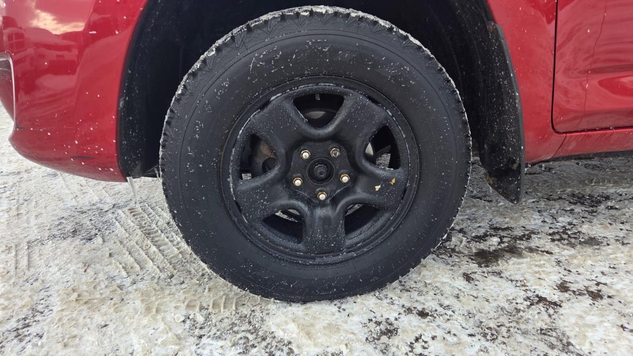 2012 Toyota RAV4 4 CYL, AUTO, RELIABLE, ONLY 198KMS, CERTIFIED Photo