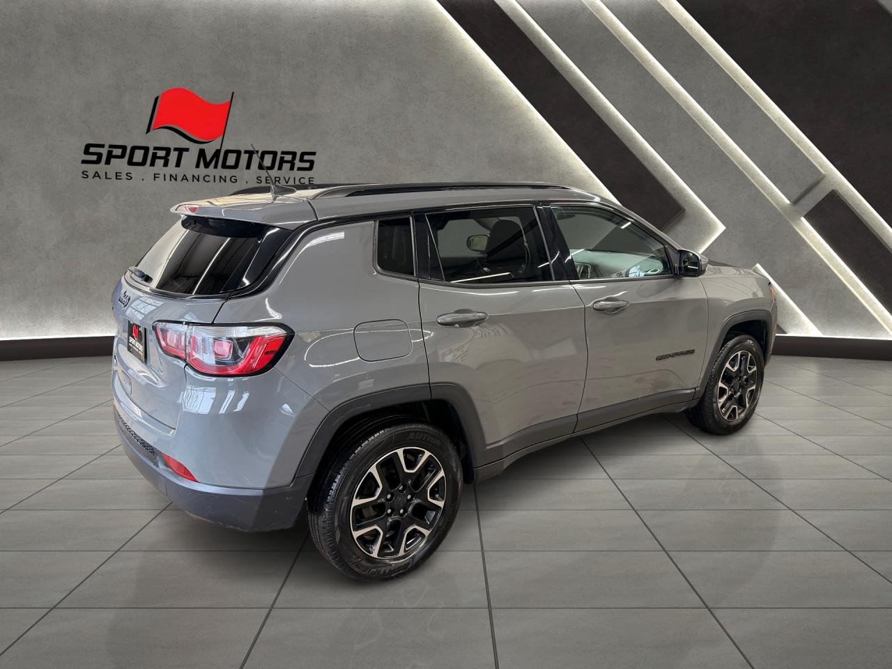 2020 Jeep Compass Upland AWD+New Brakes+ApplePlay+CLEAN CARFAX Photo