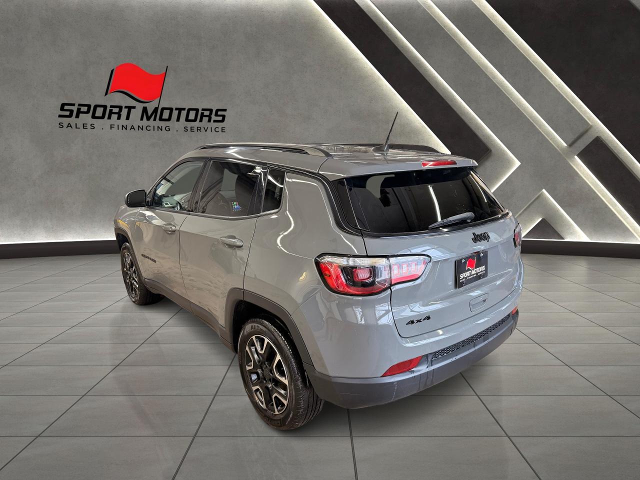 2020 Jeep Compass Upland AWD+New Brakes+ApplePlay+CLEAN CARFAX Photo5