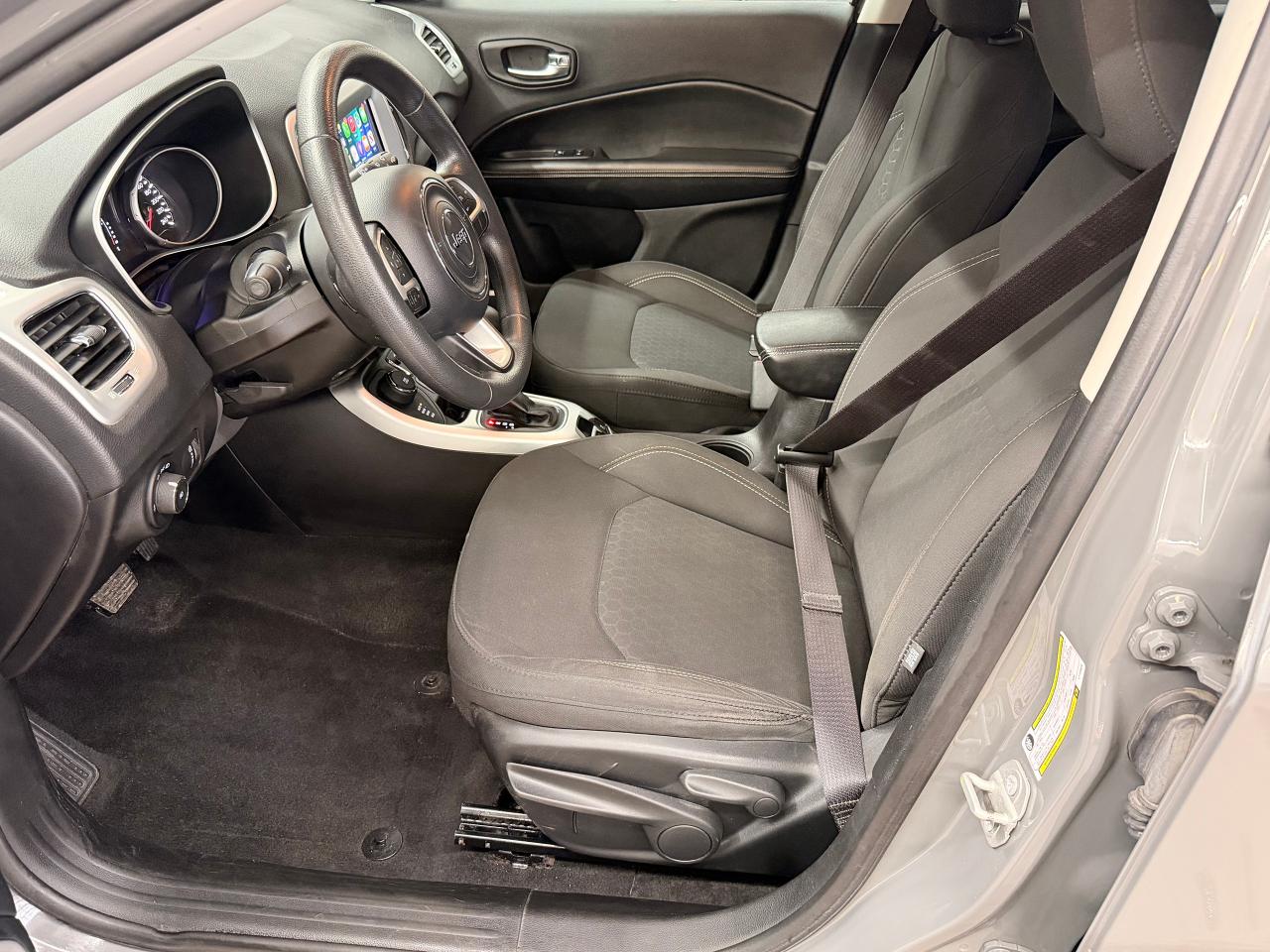 2020 Jeep Compass Upland AWD+New Brakes+ApplePlay+CLEAN CARFAX Photo18