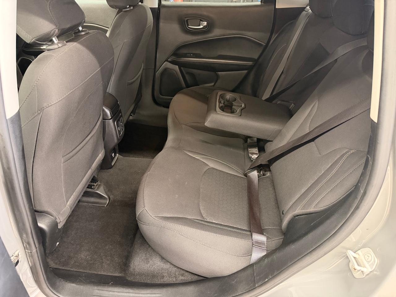 2020 Jeep Compass Upland AWD+New Brakes+ApplePlay+CLEAN CARFAX Photo21