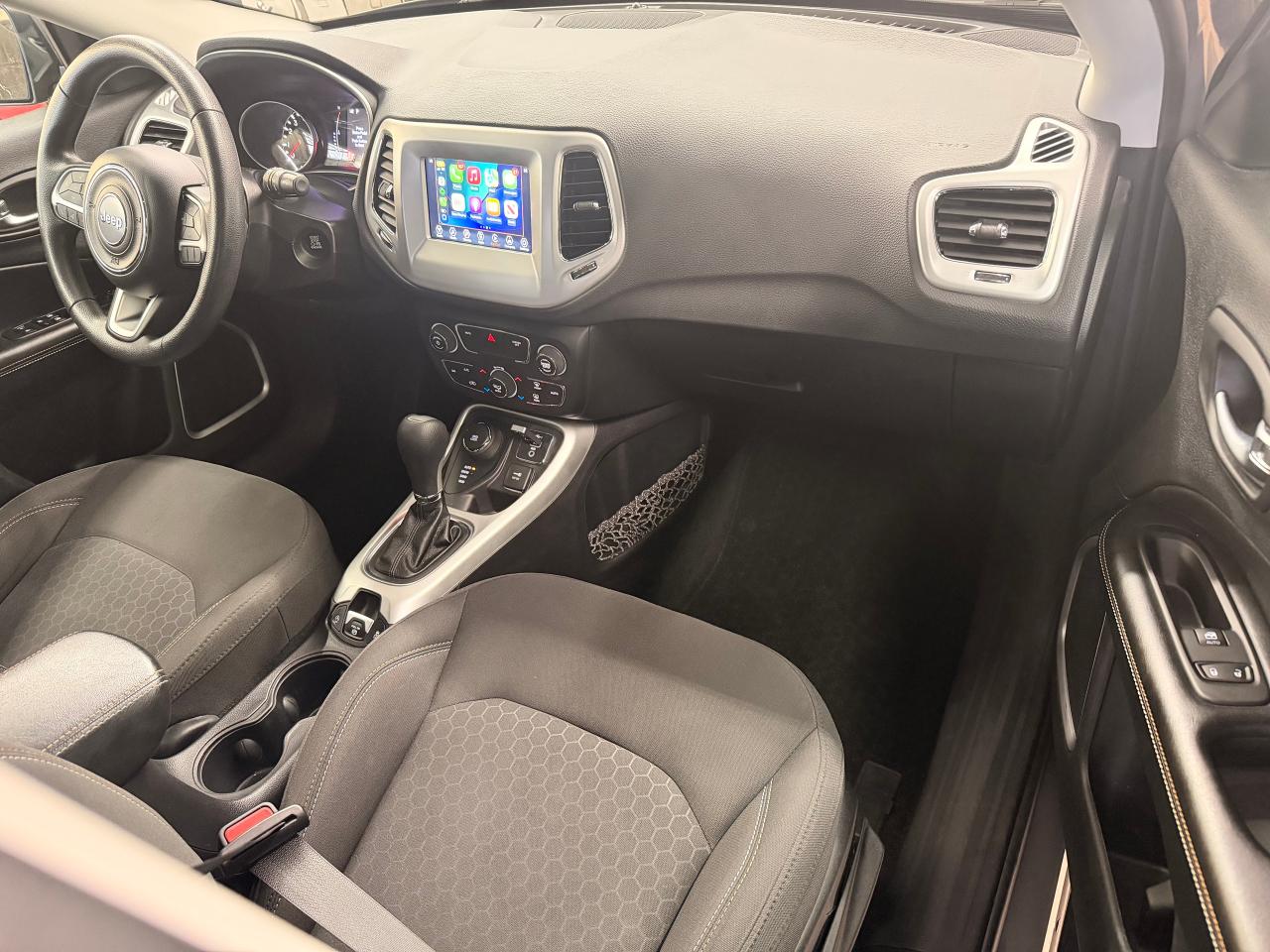 2020 Jeep Compass Upland AWD+New Brakes+ApplePlay+CLEAN CARFAX Photo20