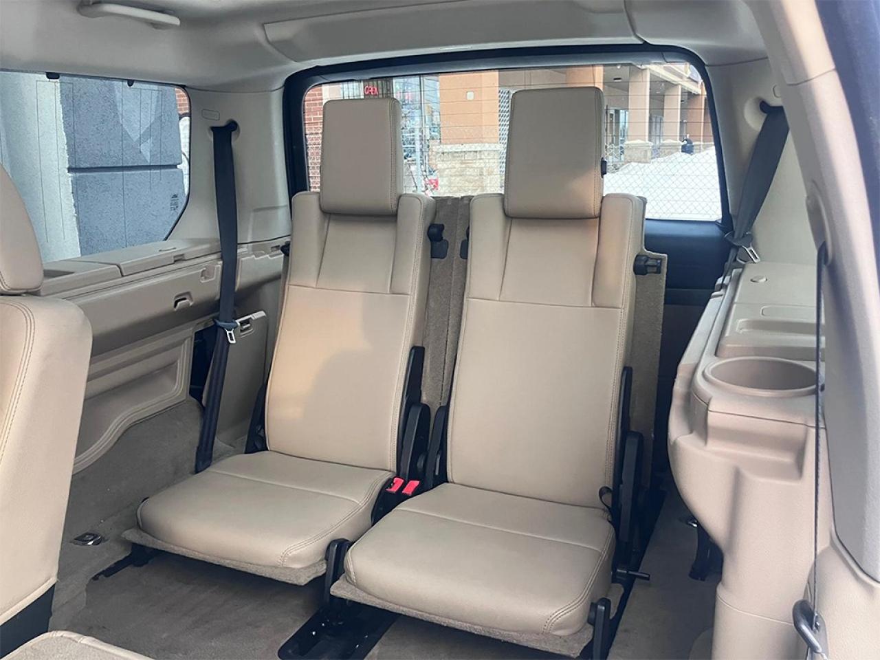 2013 Land Rover LR4 HSE|V8|5.0L V8|NAVI|PANOROOF|7 SEATS|19in ALLOYS| Photo