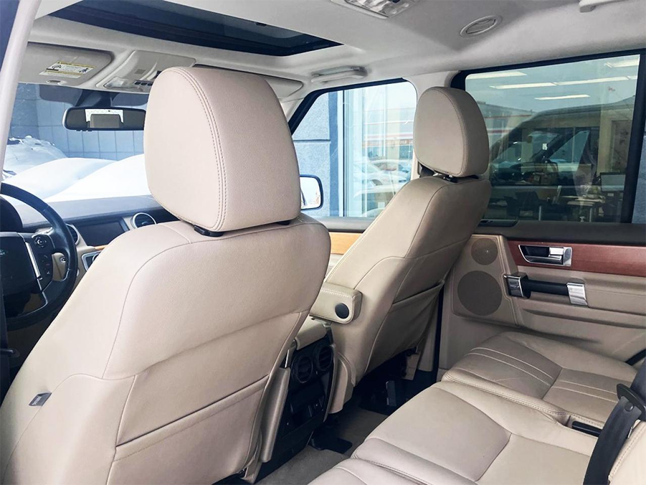 2013 Land Rover LR4 HSE|V8|5.0L V8|NAVI|PANOROOF|7 SEATS|19in ALLOYS| Photo