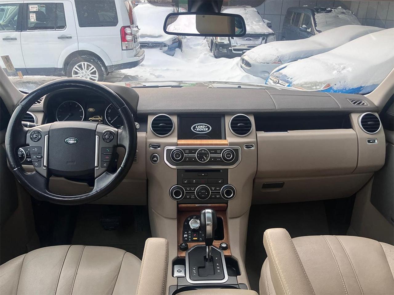 2013 Land Rover LR4 HSE|V8|5.0L V8|NAVI|PANOROOF|7 SEATS|19in ALLOYS| Photo