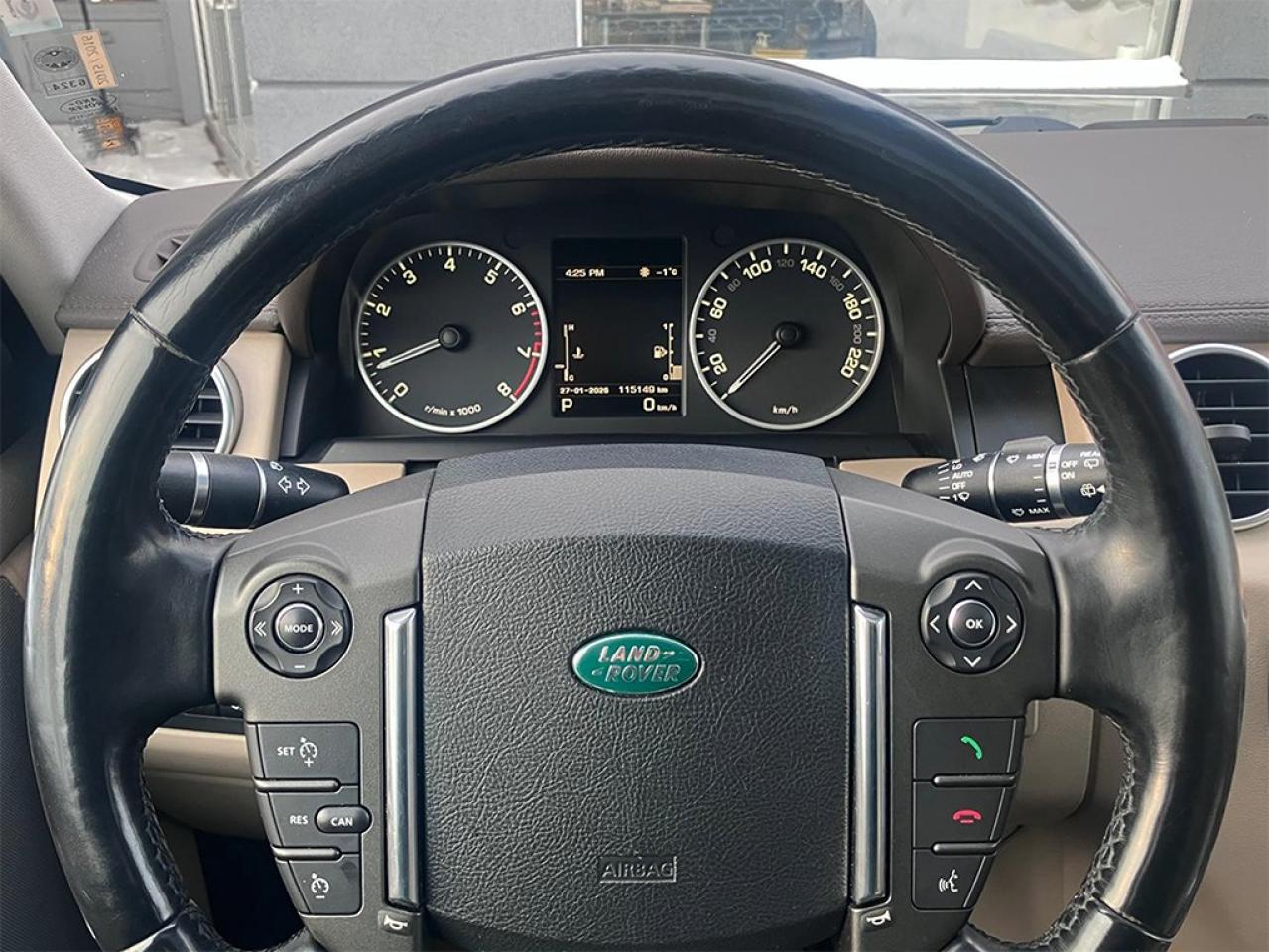 2013 Land Rover LR4 HSE|V8|5.0L V8|NAVI|PANOROOF|7 SEATS|19in ALLOYS| Photo