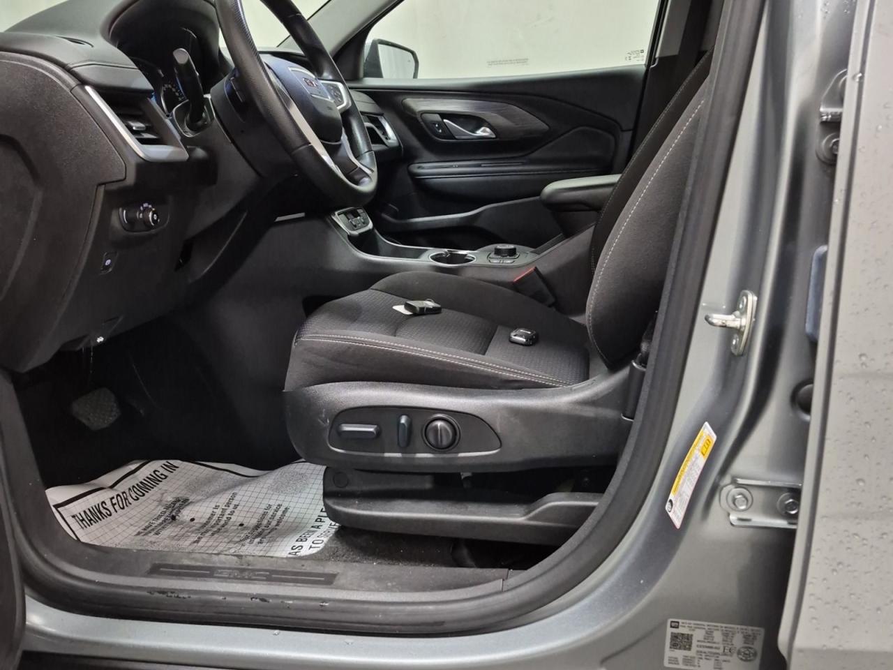 2024 GMC Terrain SLE Photo4