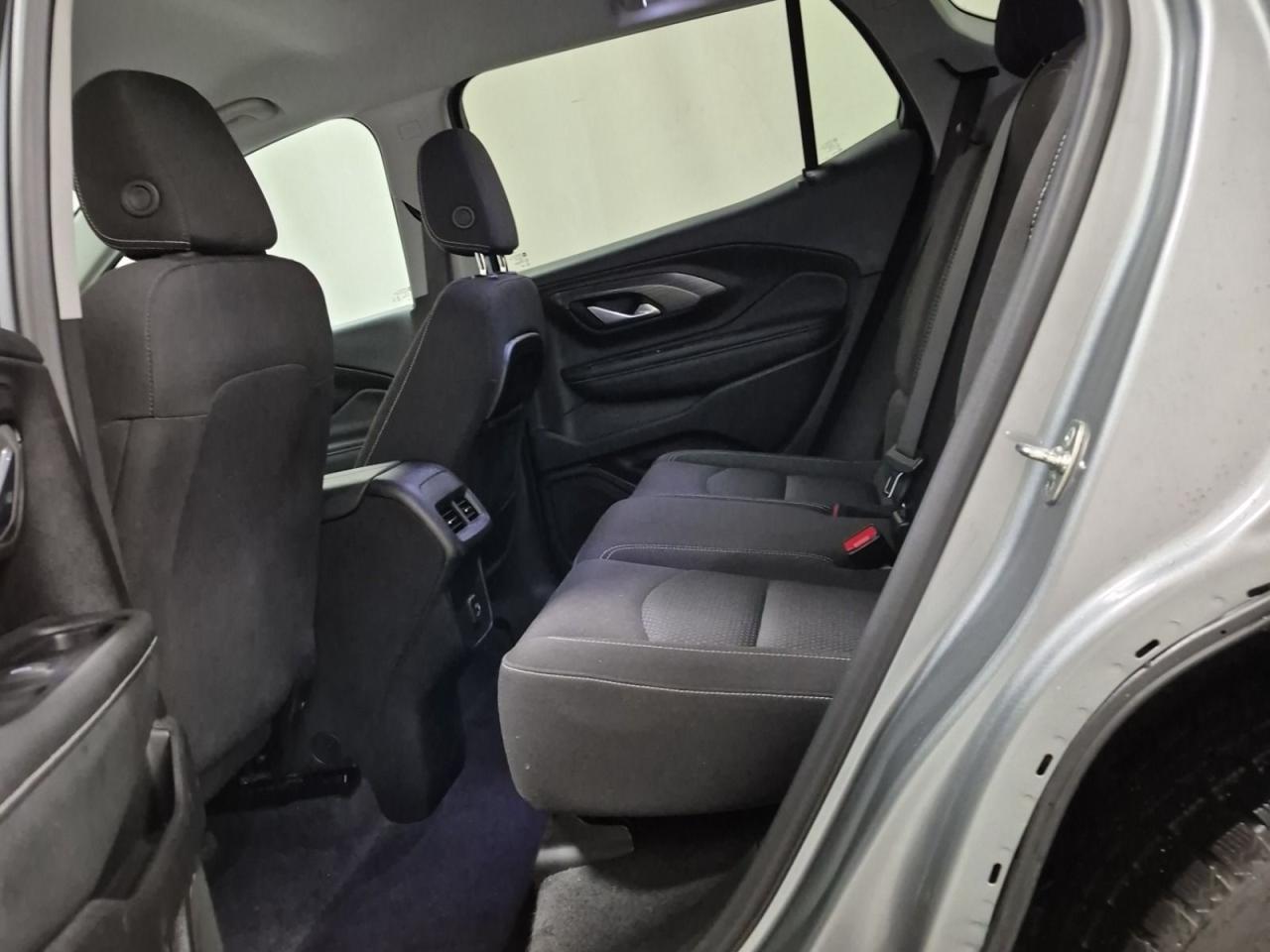 2024 GMC Terrain SLE Photo