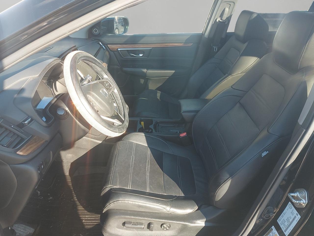 2019 Honda CR-V Touring Photo