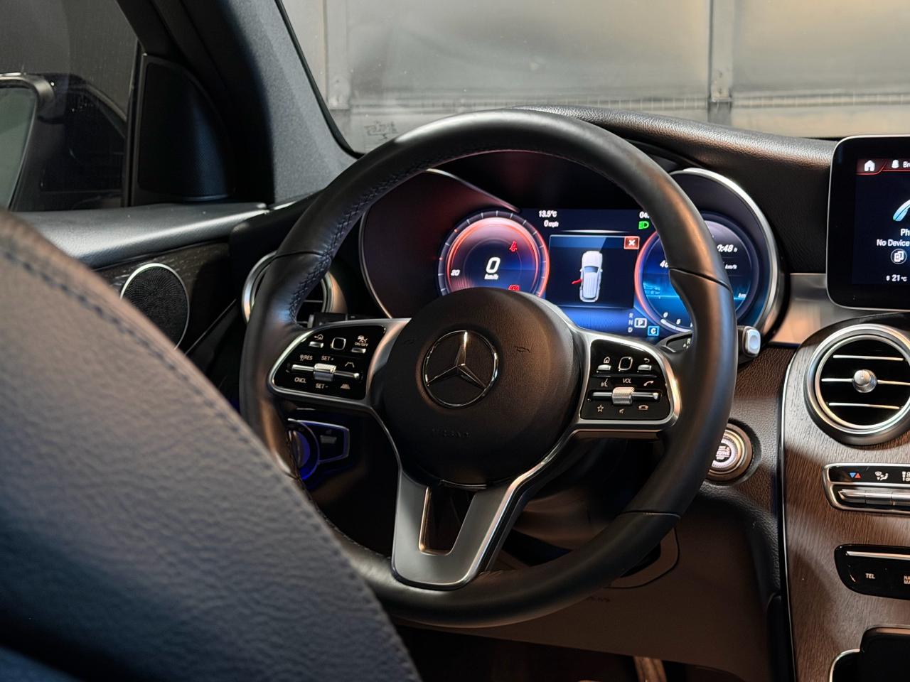 2020 Mercedes-Benz GLC-Class GLC 300 AMG|DIGITALDASH|NAVI|LTHR Photo