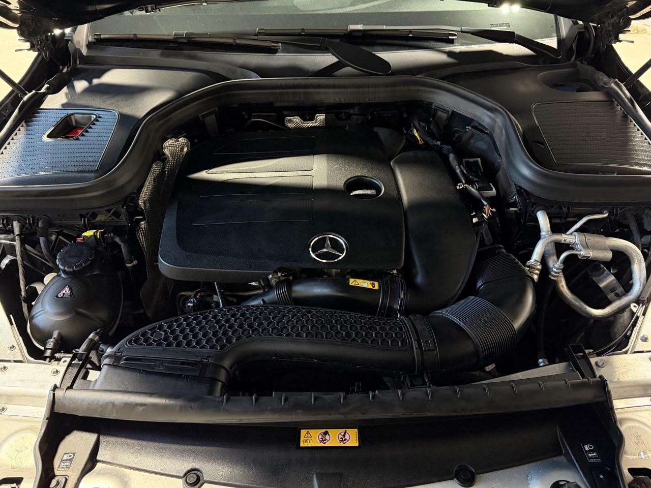 2020 Mercedes-Benz GLC-Class GLC 300 AMG|DIGITALDASH|NAVI|LTHR Photo