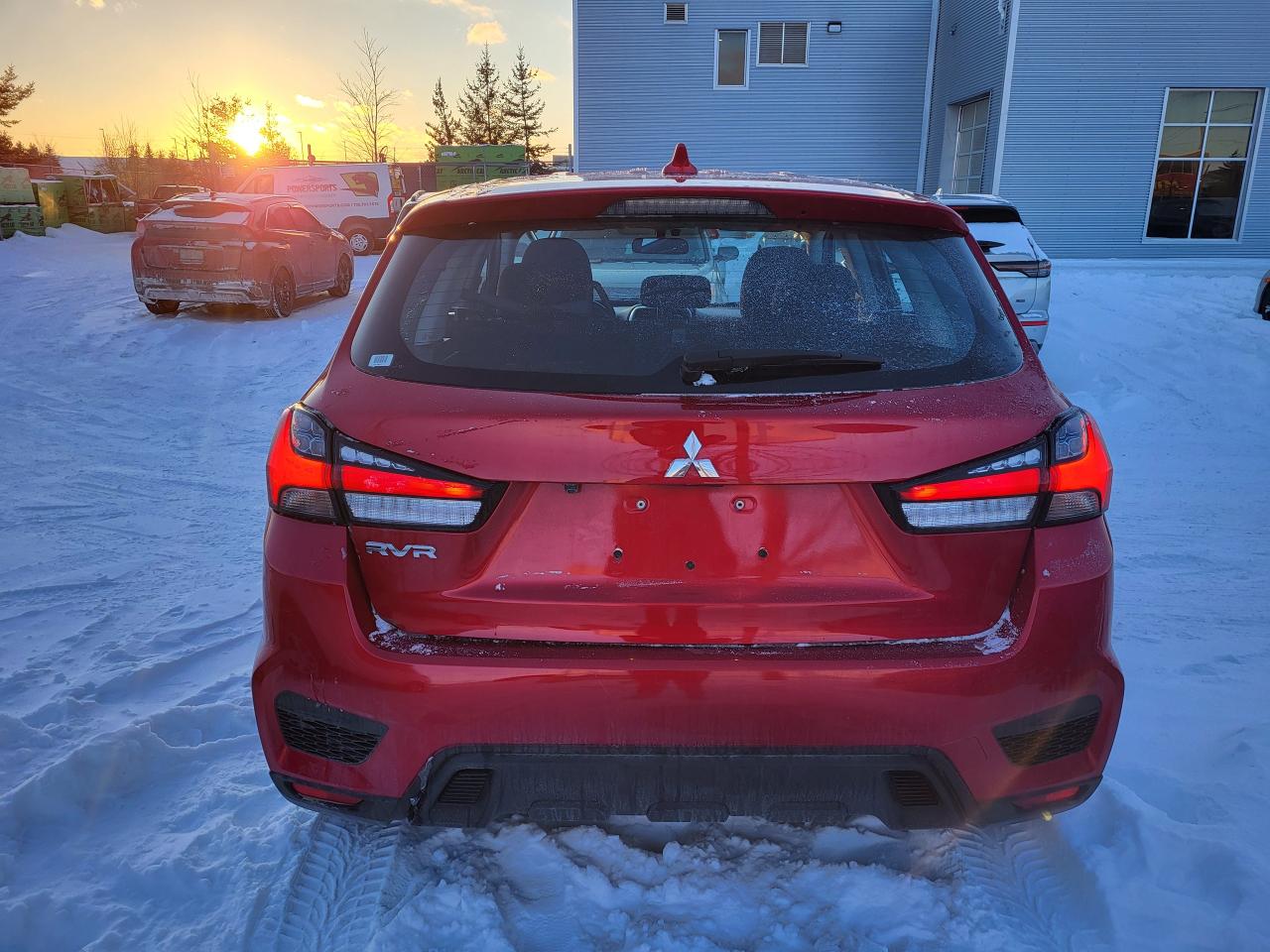 2024 Mitsubishi RVR ES FWD Photo