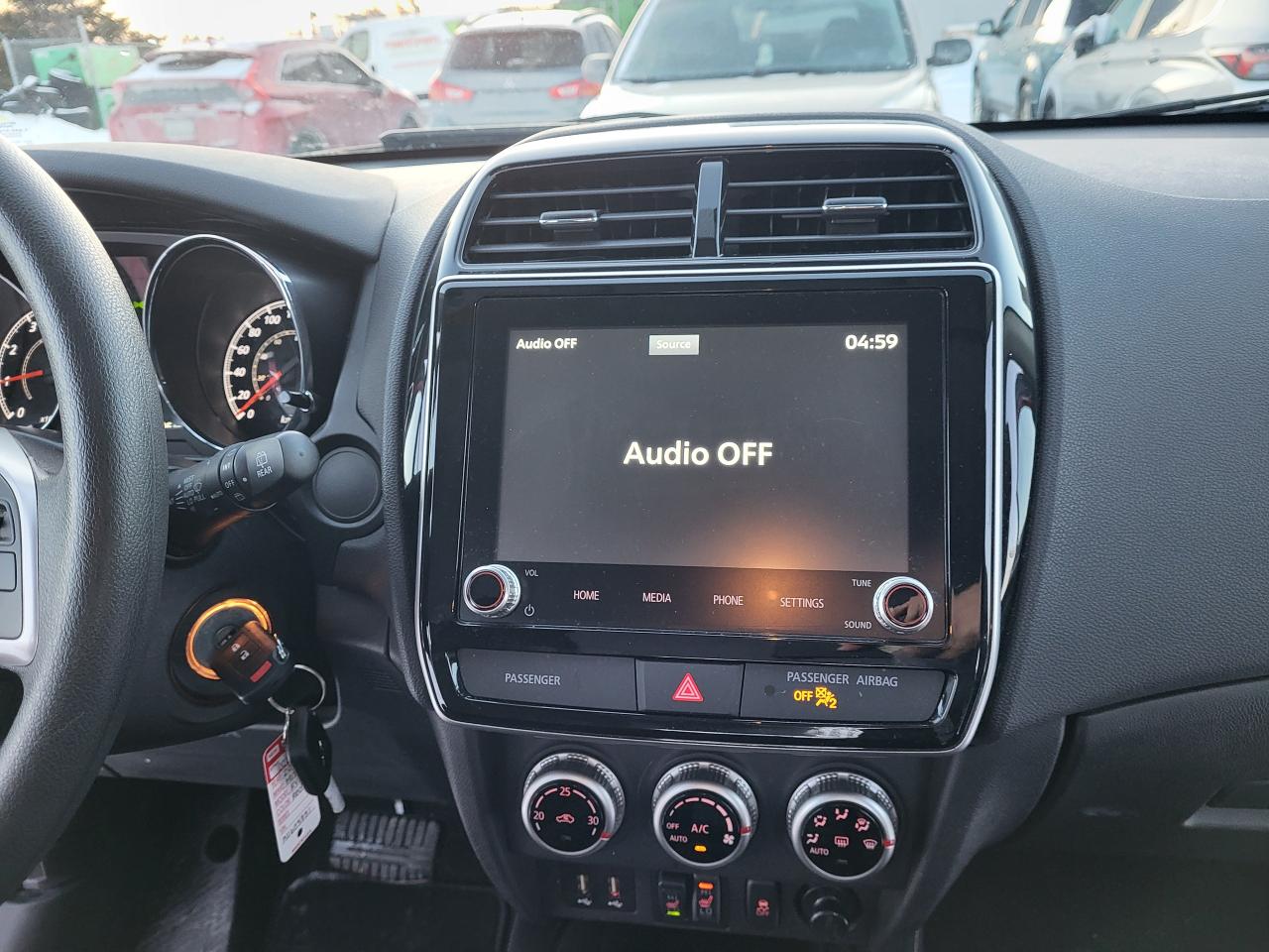 2024 Mitsubishi RVR ES FWD Photo