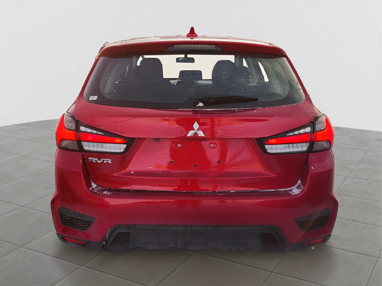 2024 Mitsubishi RVR ES FWD Photo4