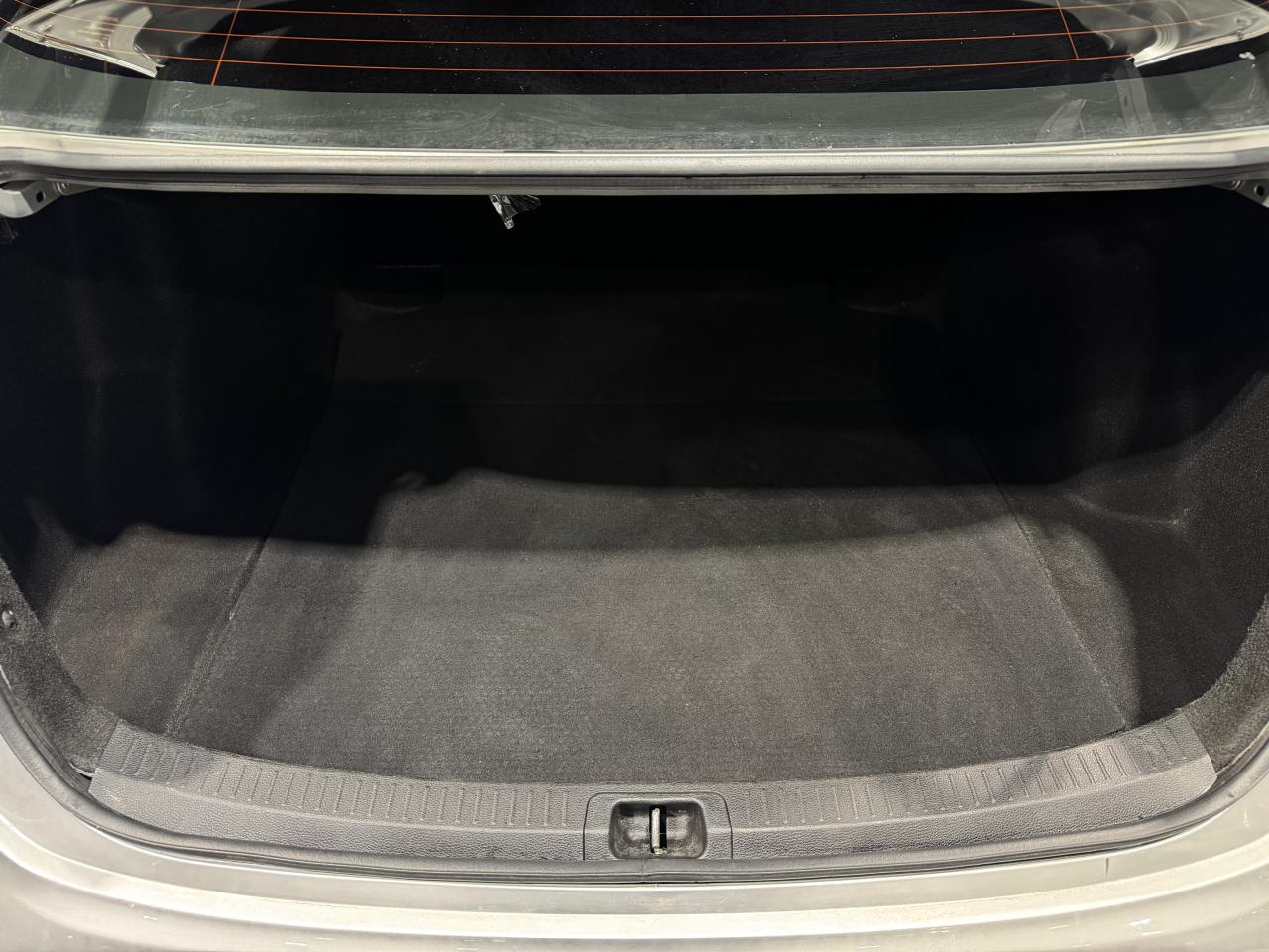 2021 Toyota Corolla SE Photo