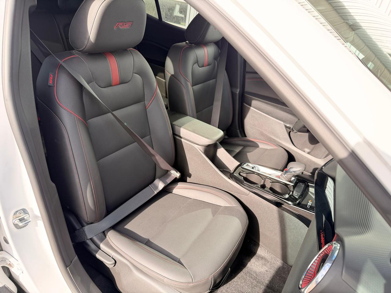 2024 Chevrolet Trax 2RS+Leather+Roof+ONE OWNER+CLEAN CARFAX Photo