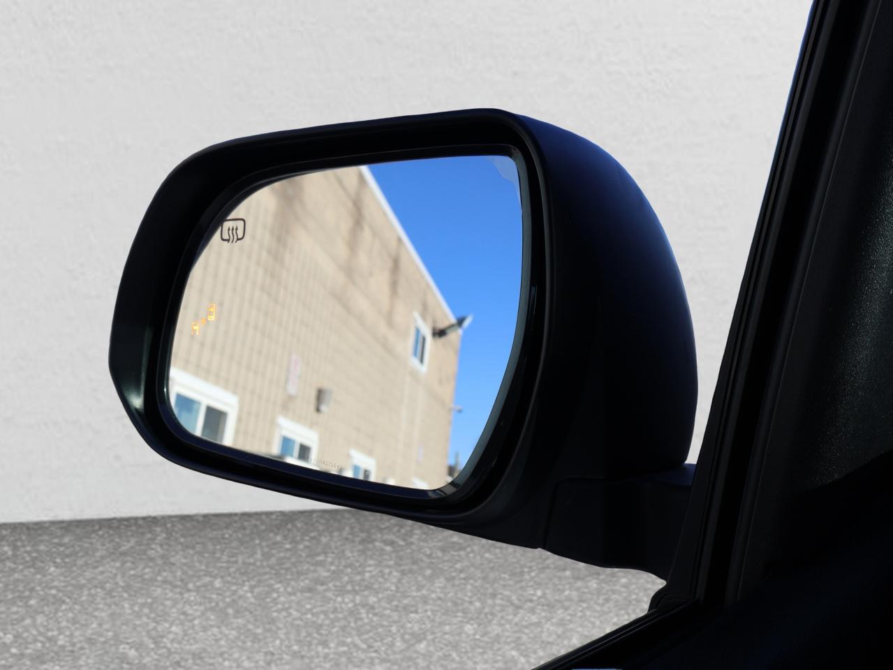 2017 Toyota Sienna LIMITED-PREMIUM CERTIFIED *7 SEATS*TOYOTA MAINTAIN* CAMERA NAV DVD BLUETOOTH LEATHER HEATED SEATS SUNROOF CRUISE ALLOYS Photo