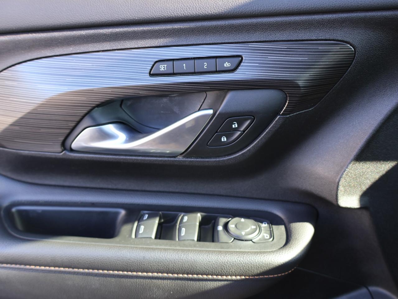 2018 GMC Terrain SLT AWD DIESEL CERTIFIED *ACCIDENT FREE*GMC MAINTAIN* CAMERA NAV BLUETOOTH LEATHER HEATED SEATS PANO ROOF CRUISE ALLOYS Photo