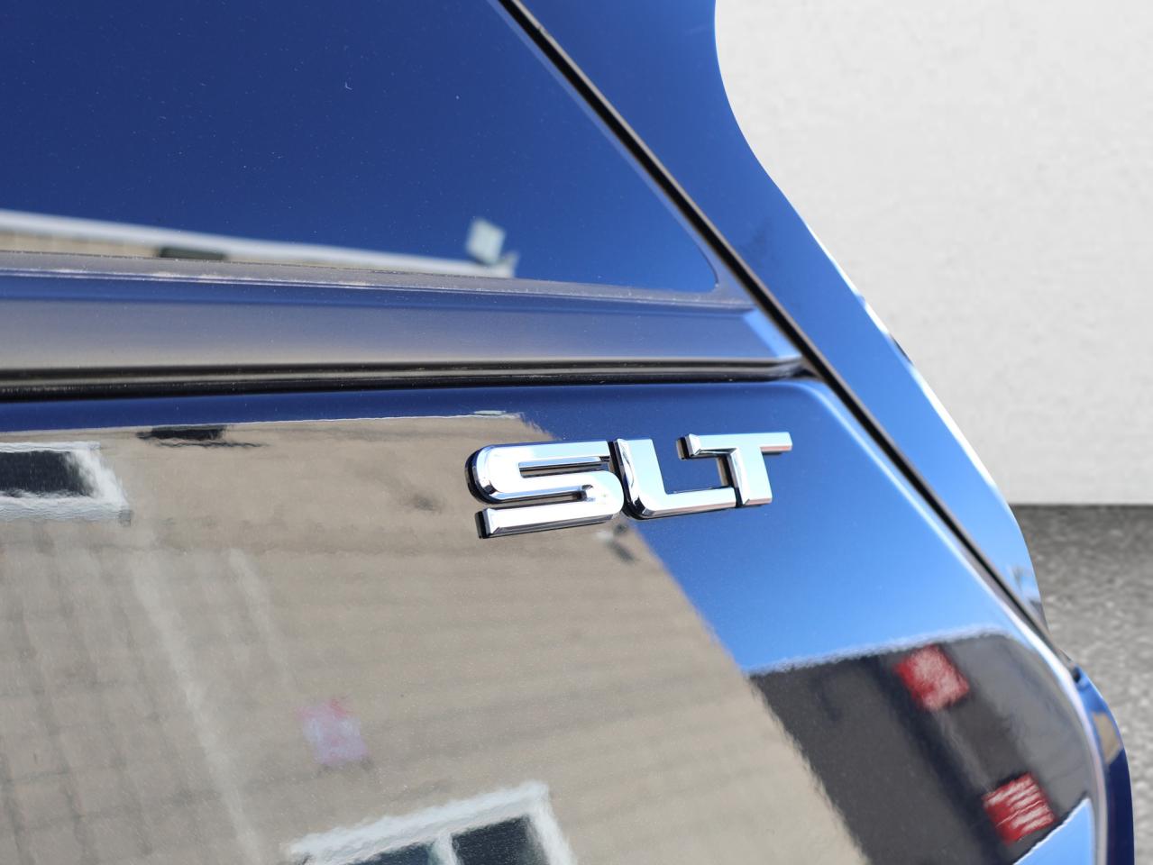 2018 GMC Terrain SLT AWD DIESEL CERTIFIED *ACCIDENT FREE*GMC MAINTAIN* CAMERA NAV BLUETOOTH LEATHER HEATED SEATS PANO ROOF CRUISE ALLOYS Photo