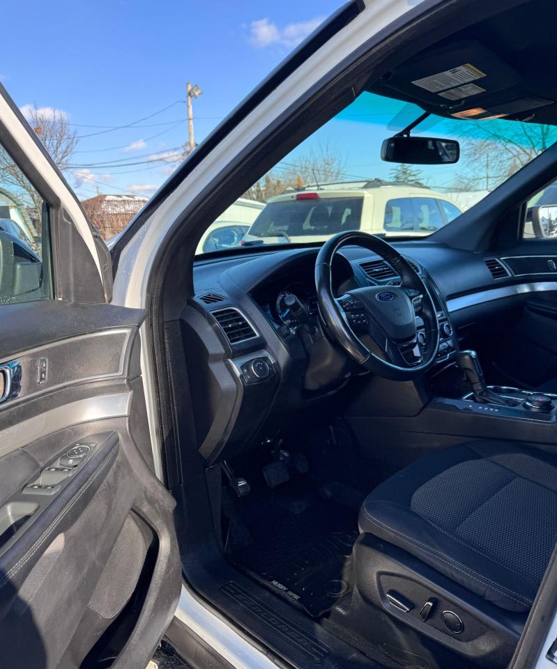 2017 Ford Explorer 4WD XLT | CERTIFIED | 7 SEATER | REARVIEW CAMERA Photo