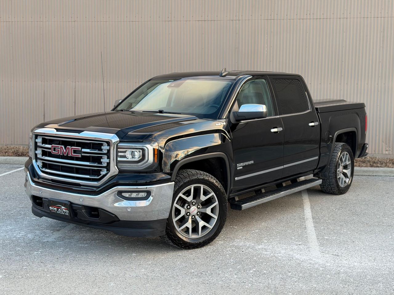 2017 GMC Sierra 1500 SLT - Photo #1
