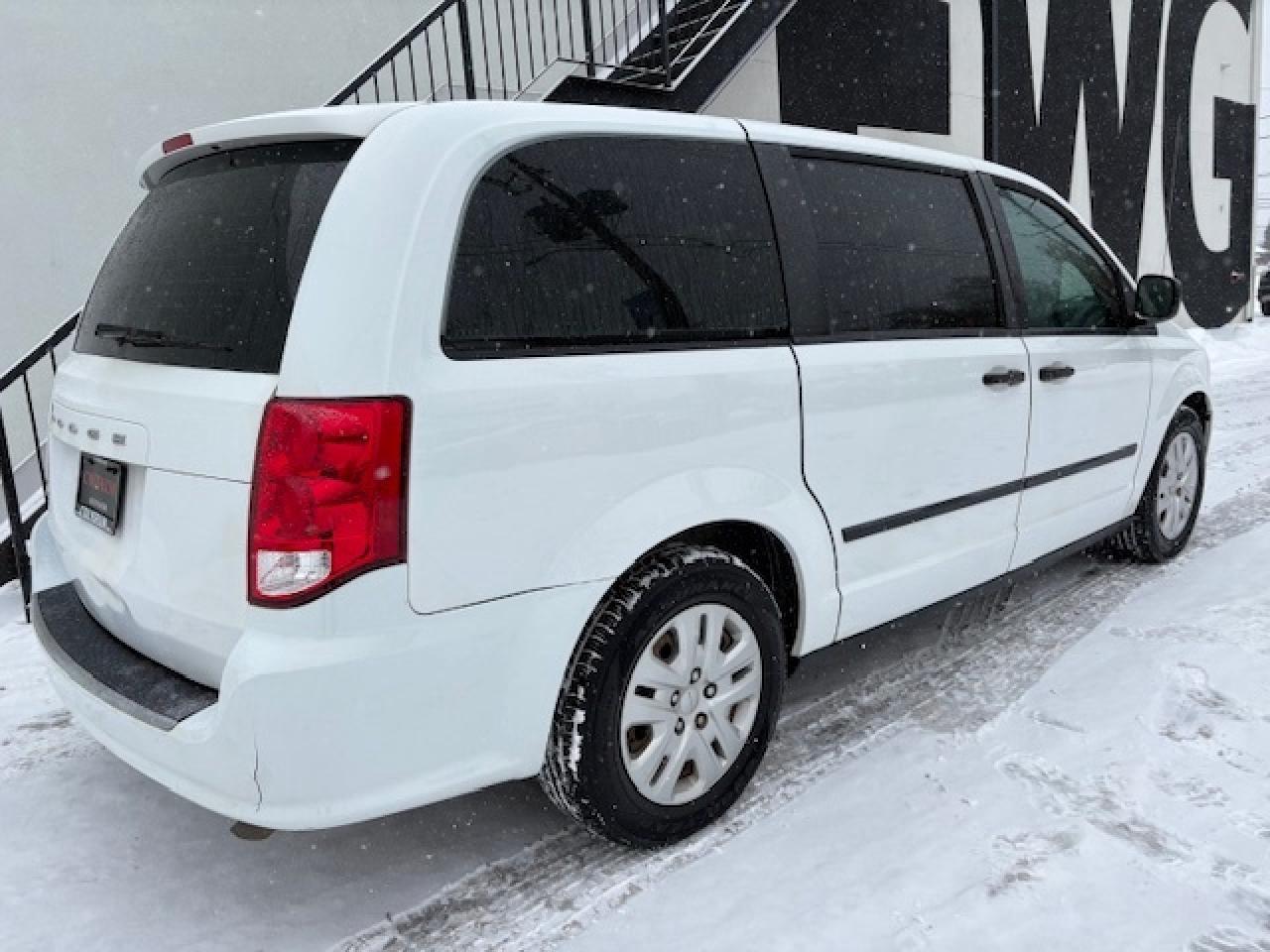 2016 Dodge Grand Caravan 7 PASSENGER-CERTIFIED Photo